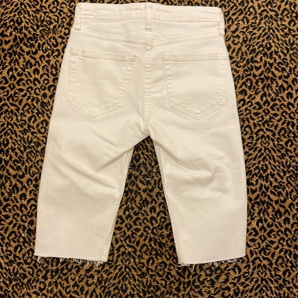 MANGO (MNG)white denim shorts. Raw hem Size label is European. Approx size 24 - Picture 3 of 8
